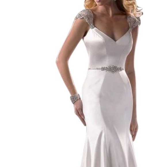 Maggie Sottero IVY gatsby Satin Wedding Dress - Picture 3 of 9